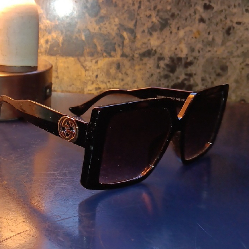 Gucci Black and Gold Designer Sunglasses